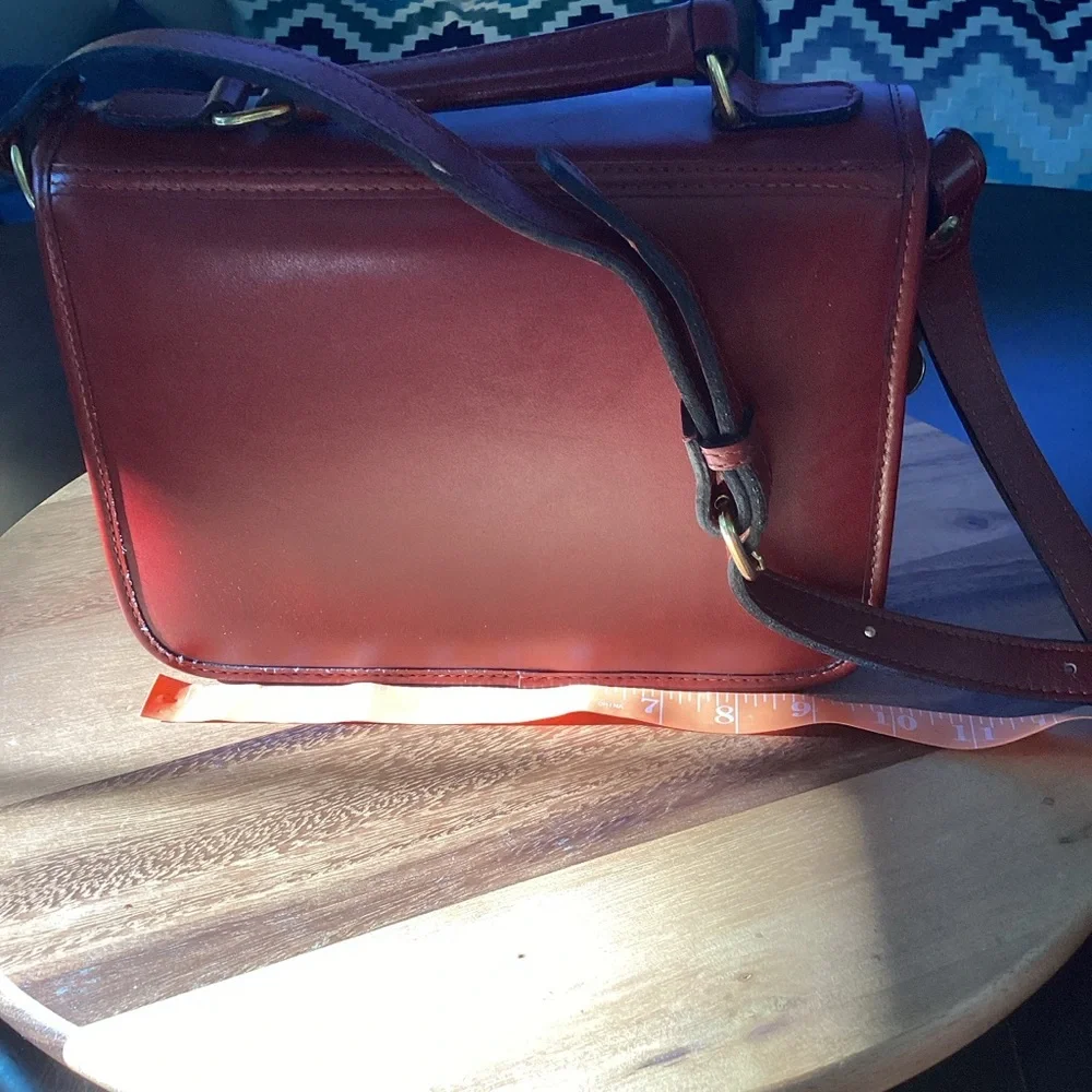 RED GOOSE Crossbody Bag Red Leather EUC - Picture 10 of 15